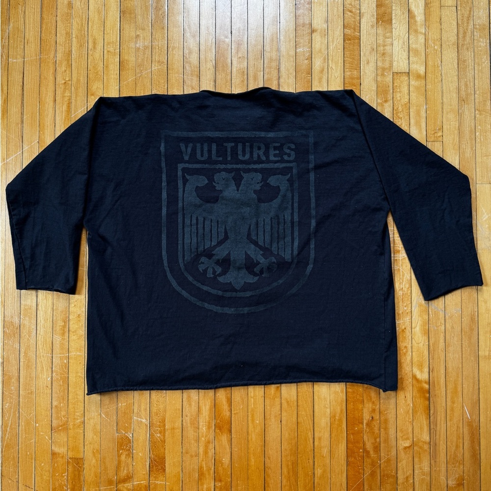 NWOT Yeezy Ye Vultures Long Sleeve Black Graphic T-Shirt Sz. L